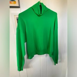 Zara kelly green emerald turtle neck sweater size small new with tags.